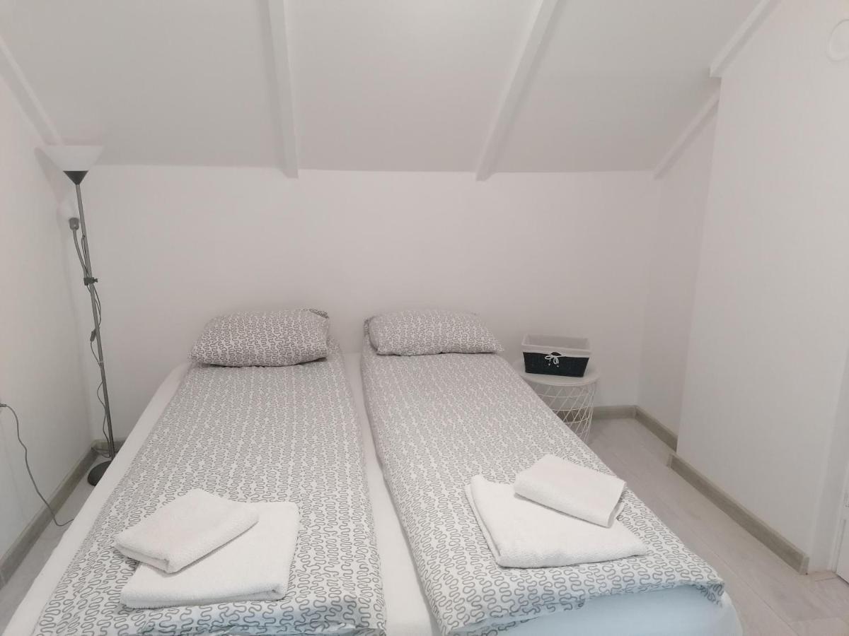 Apartman Andrijana 1 ソコバニャ エクステリア 写真